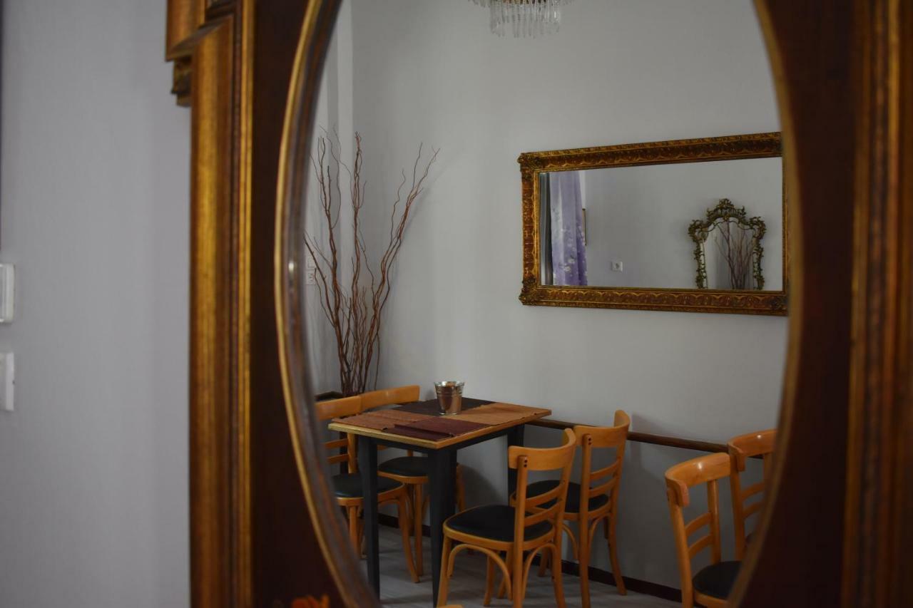 Aphrodite Art Hotel Aegina Eksteriør billede